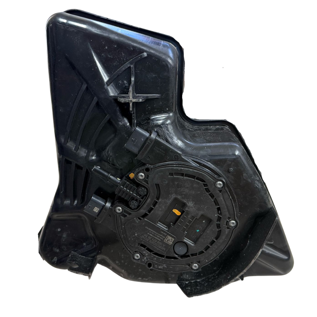 Used Genuine AdBlue DEF Tank Container with Sensor 9104702401 for Sprinter 2019+