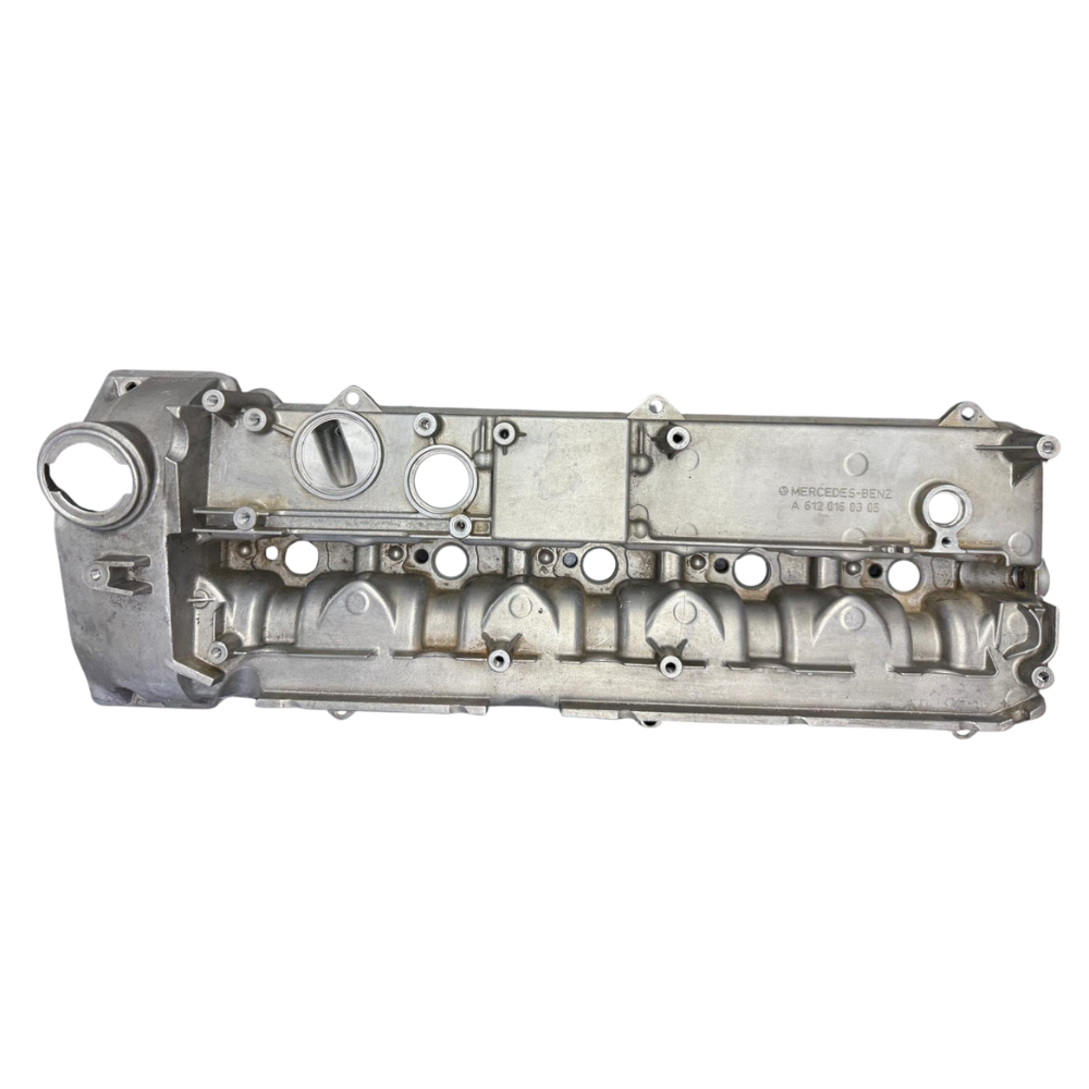 Used Original Valve Cover for Dodge Mercedes Sprinter 2002-2003 Engine OM612
