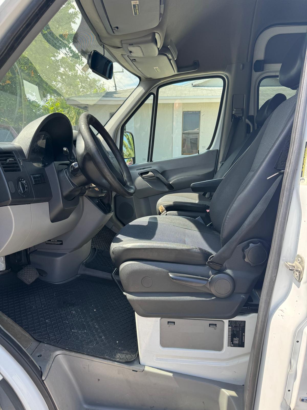 Mercedes-Benz Sprinter 2014 Passenger VAN